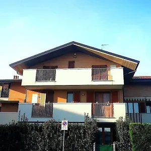 Casa In Mansarda Con Terrazza Appartamento Caronno Pertusella